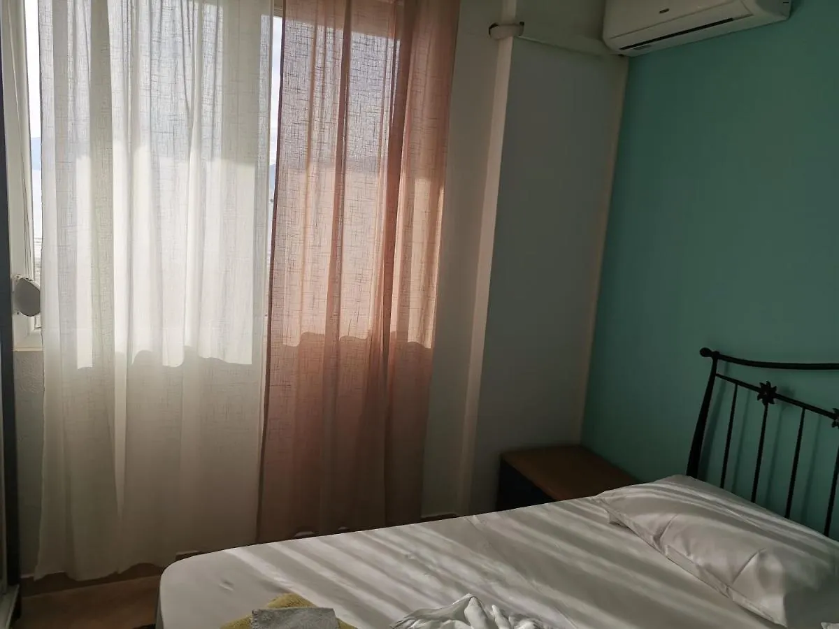 Relax Rental Vlore 0*,